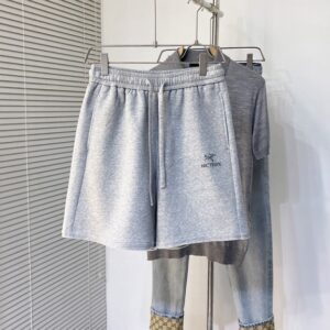 로에베 애너그램 패치 포켓 후디