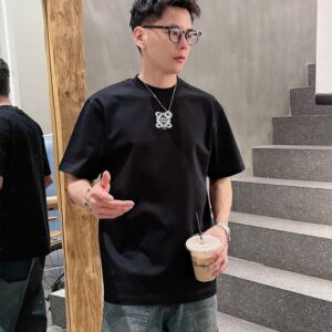 로에베 2025년 봄/여름 신상 반팔 티셔츠