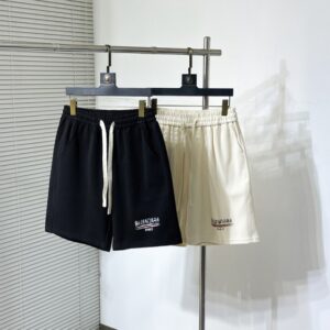 발렌시아가 2025 여름 활용도 높은 신축성 허리 캐주얼 반바지