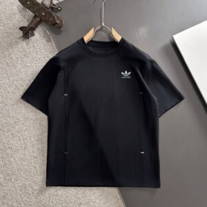 발렌시아가 클로버 25ss 봄/여름 신상품 오트 쿠튀르 티셔츠