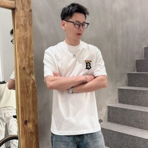 버버리 2025 봄/여름 신상품 반팔 티셔츠