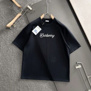 버버리 라운드넥 반팔 티셔츠