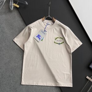 버버리 캐주얼 반팔 티셔츠