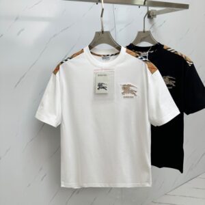 버버리 자수 반팔 티셔츠