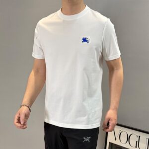 버버리 클래식 라운드넥 티셔츠