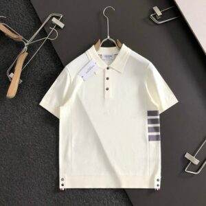 톰브라운 자카드 밑단 슬릿 리본 퓨전 라펠 반팔 니트