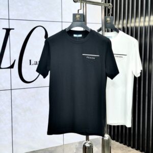 프라다 최신 반팔 라운드넥 티셔츠, 고급 맞춤 디자인, 아방가르드 패션