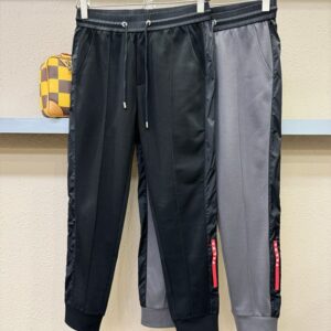 프라다 핫셀링 캐주얼 팬츠