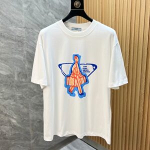 프라다 라운드넥 반팔 티셔츠