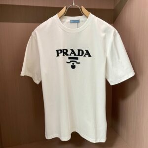 프라다 로고 반팔 티셔츠