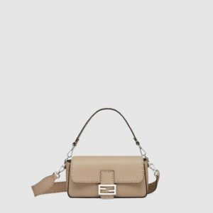 펜디 바게트 체인 미디 8BR600ARBBF04Y9