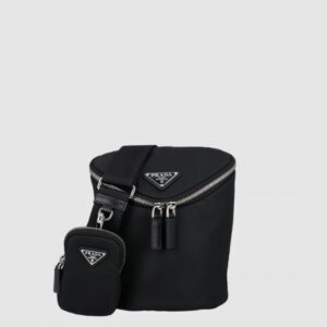 프라다 클래식 삼각 로고 크로스백 1BA147