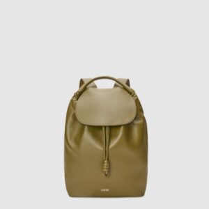 로에베 가죽 소재의 플라멩코 백팩 B411FLKX01