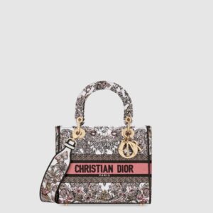 디올 레이디백 디라이트 미듐 M0565