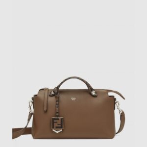 펜디 바이 더 웨이 미듐 8BL124