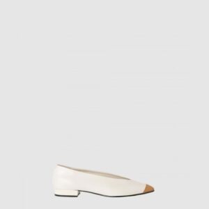 플랫 슈즈 FAO2684