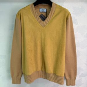 프라다 초가을 신상품 황갈색 스웨이드 카키색 니트