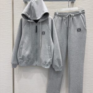 로에베 캐주얼 슈트