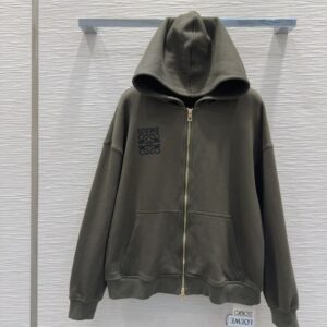 로에베 패셔니스타들의 최애템 캐주얼 재킷