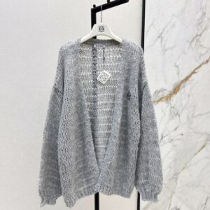 로에베 로고 자수 장식 V넥 니트 가디건