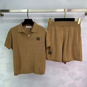 미우미우 라펠 반팔 상의 숏스커트 세트