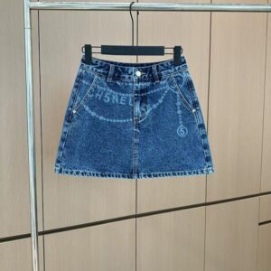 샤넬 프린트 데님 스커트