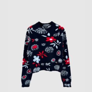 셀린* 울 원사로 제작되어 부드럽고 편안한 스타일리시한 슬리밍 디자인 터틀넥 니트