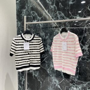 샤넬 라운드넥 니트 탑