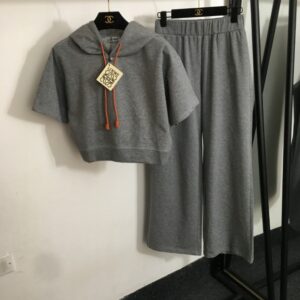 로에베 끈 후드 반팔 짧은 스웨트셔츠, 와이드 레그 바지세트