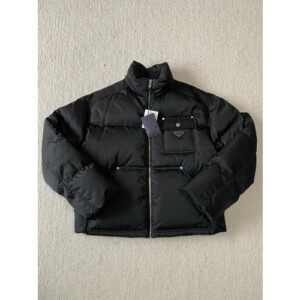 프라다 리나일론 크롭 다운 패딩 (남녀공용)